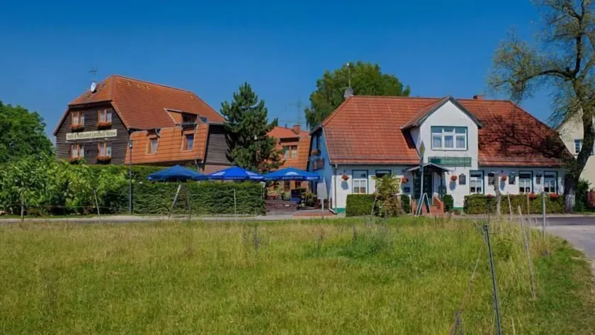 Hotel & Restaurant Landhaus Hönow - Image 1