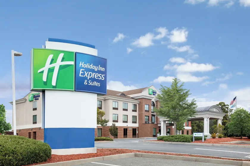 Holiday Inn Express Hotel & Suites Tappahannock by IHG - Image 1