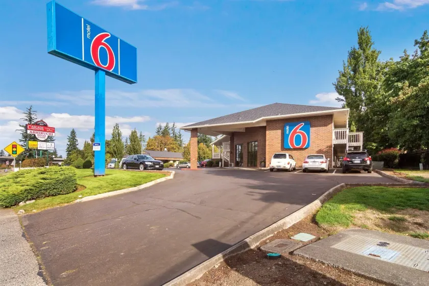 Motel 6-Vancouver, WA - Image 1