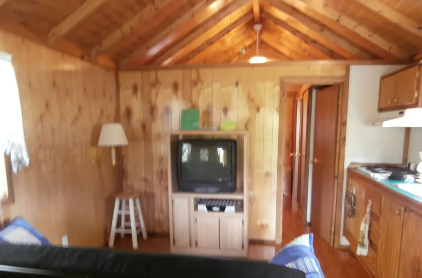 Riverbend Lodging - Image 1