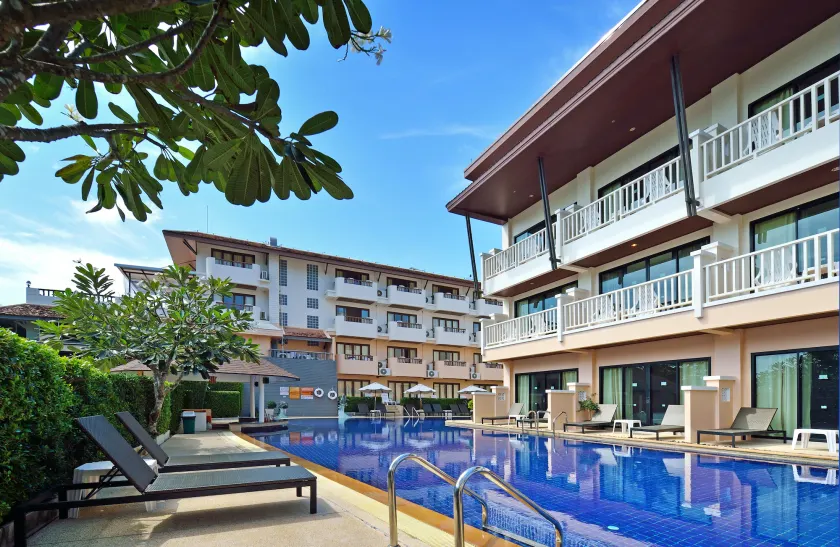 Srisuksant Resort - Image 1