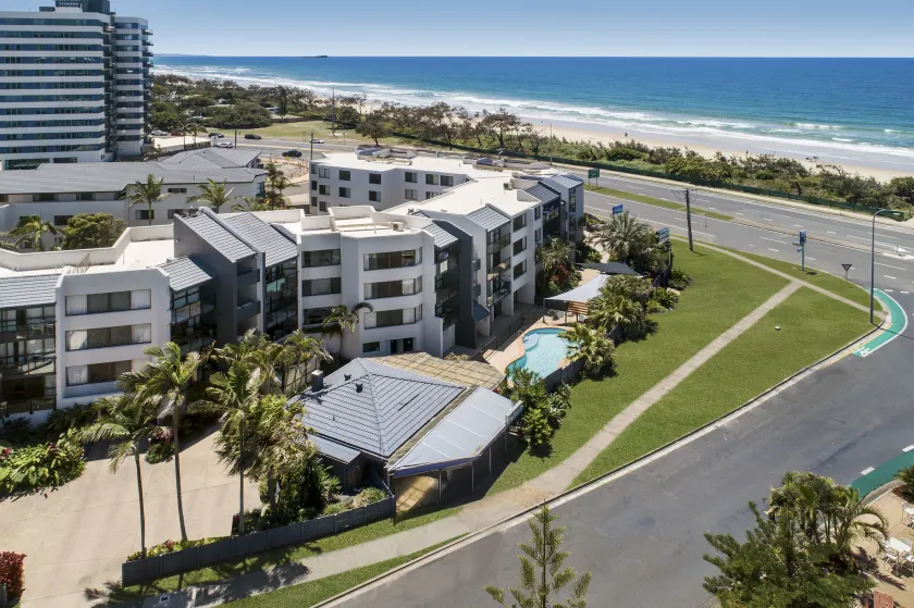 Mylos Holiday Apartments - Image 1