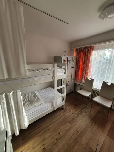 Viktoria Budget Hostel - Quarto