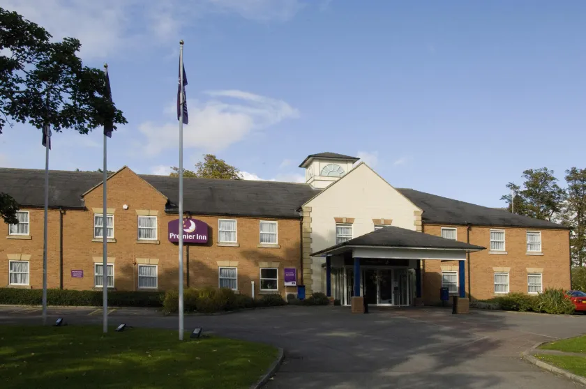 Premier Inn York North - Image 1