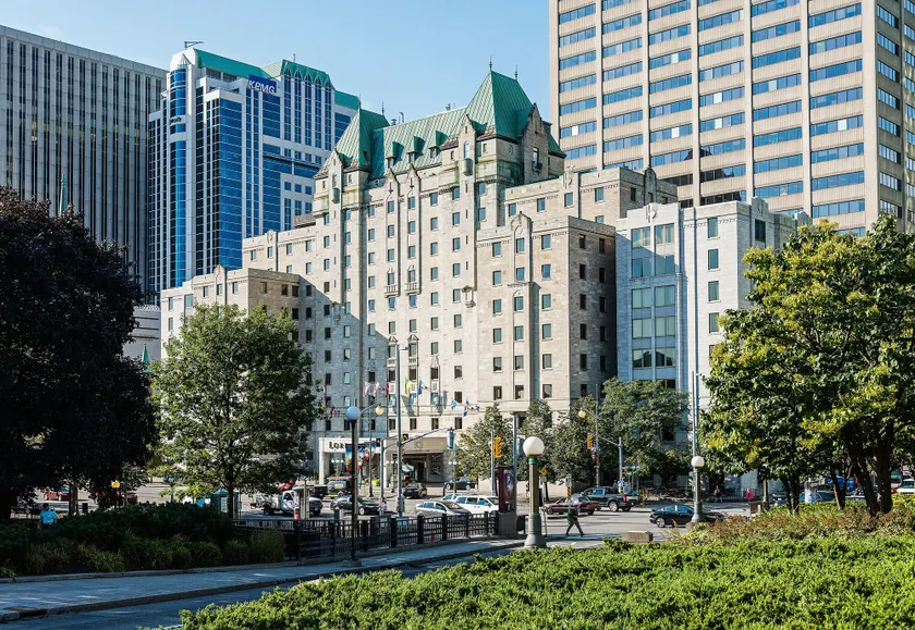 Lord Elgin Hotel - Image 1