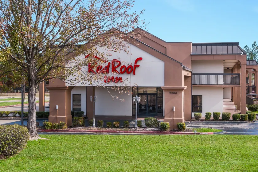 Red Roof Inn Texarkana - Image 1