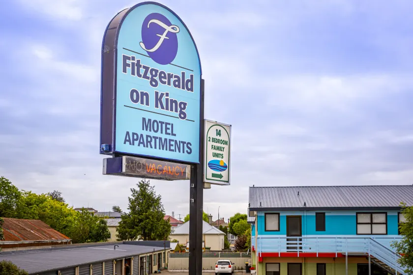 Fitzgerald on King - Image 1