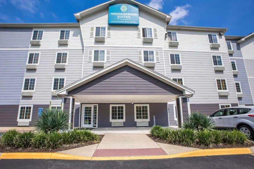 WoodSpring Suites Chesapeake-Norfolk South - Image 1