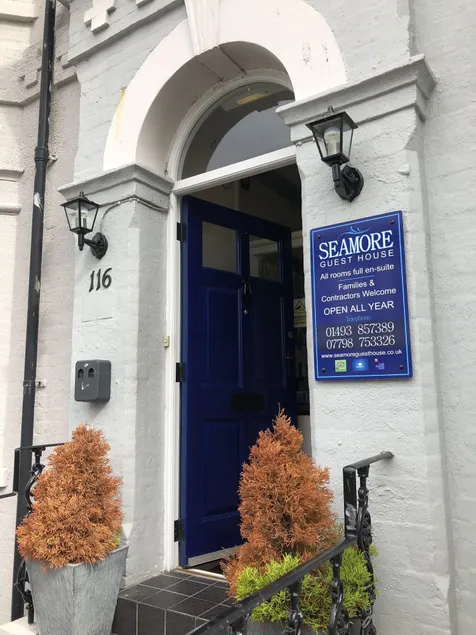 Seamore Guest House - Image 1