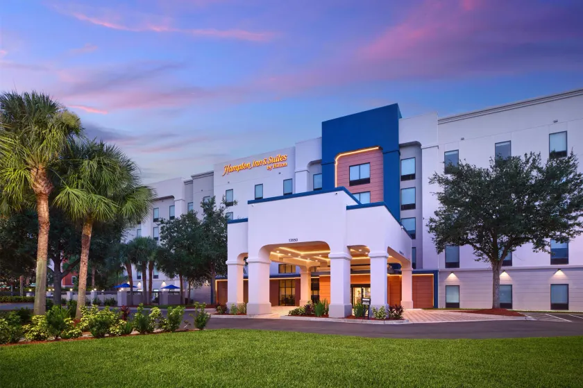Hampton Inn & Suites Jacksonville South - Bartram Park - Image 1