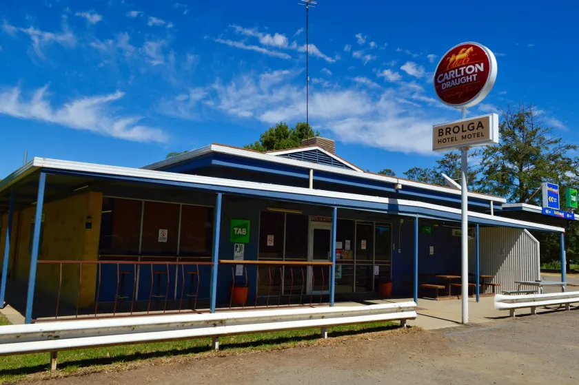Brolga Hotel Motel - Image 1