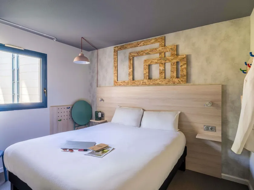 greet Hotel Bordeaux Aeroport - Image 1
