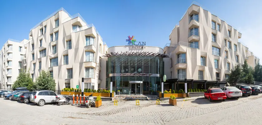 Alan Suites - Image 1