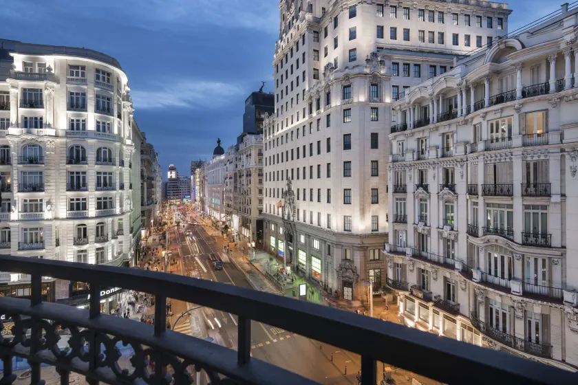 NH Collection Madrid Gran Vía - Image 1