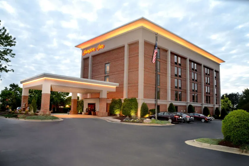 Hampton Inn Raleigh-Capital Blvd. North - Image 1