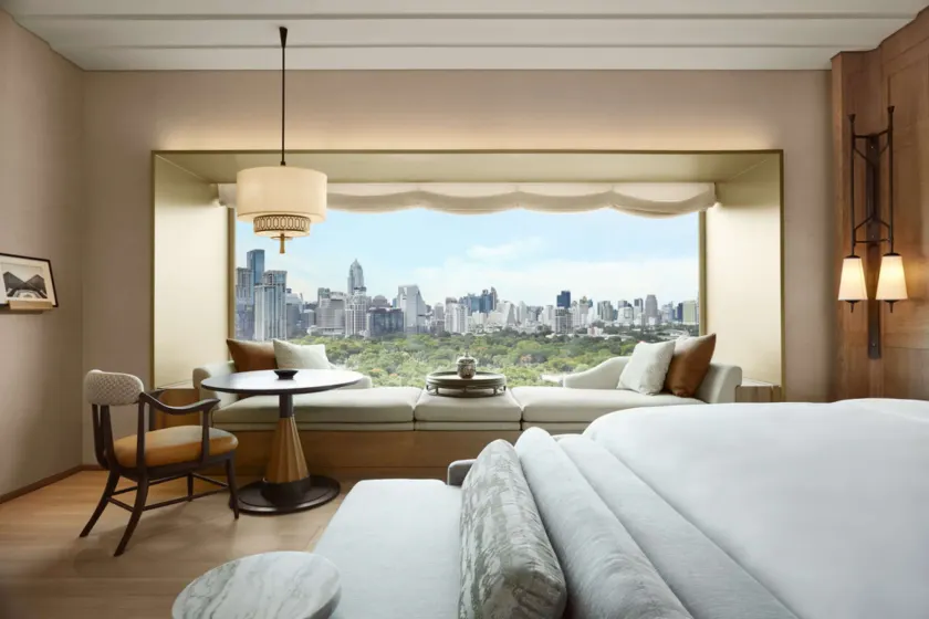 Dusit Thani Bangkok - Image 1