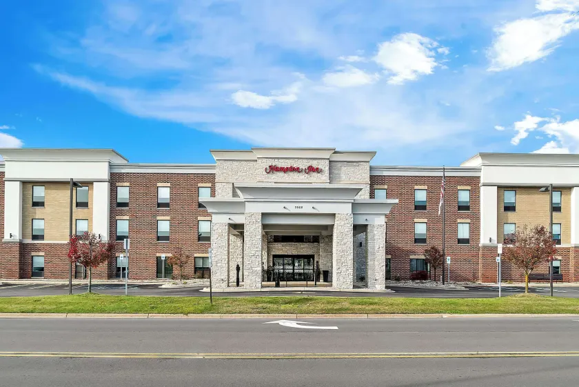 Hampton Inn Detroit/Auburn Hills-North - Image 1