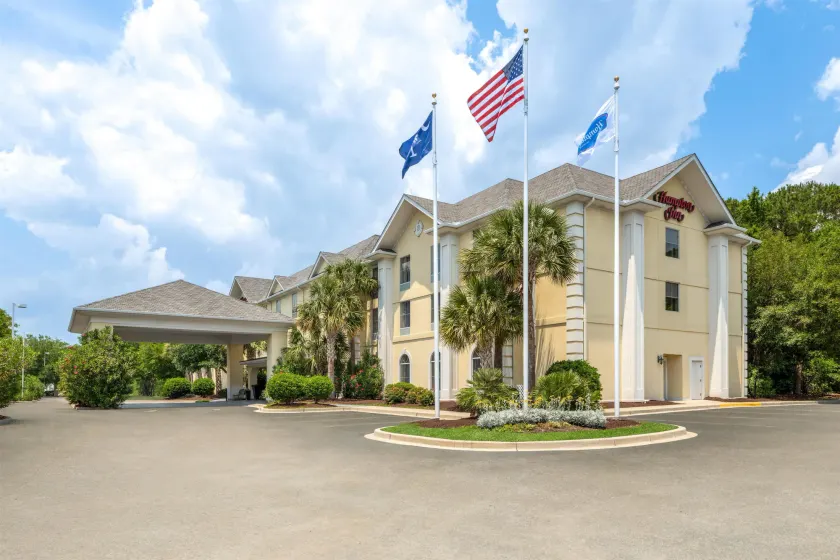 Hampton Inn Murrells Inlet/Myrtle Beach Area - Image 1
