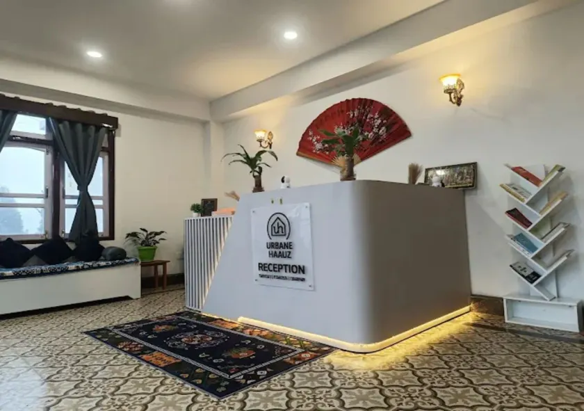 Urbane Haauz - Lobby