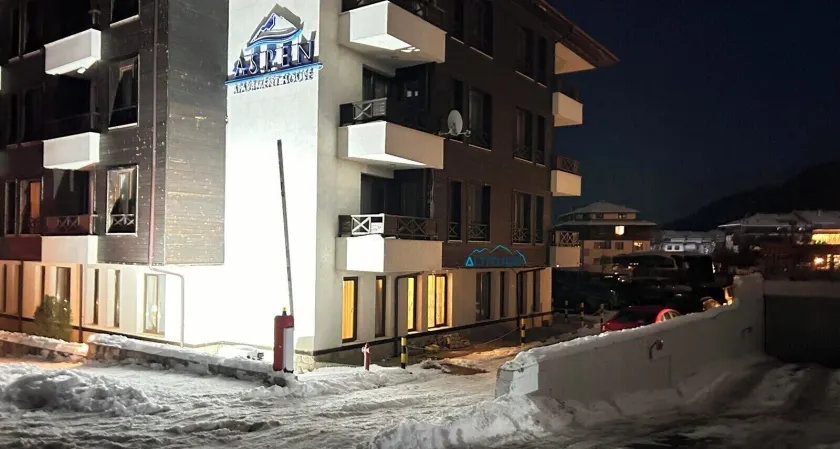 Altitude Mountain Apartments Aspen - Image 1