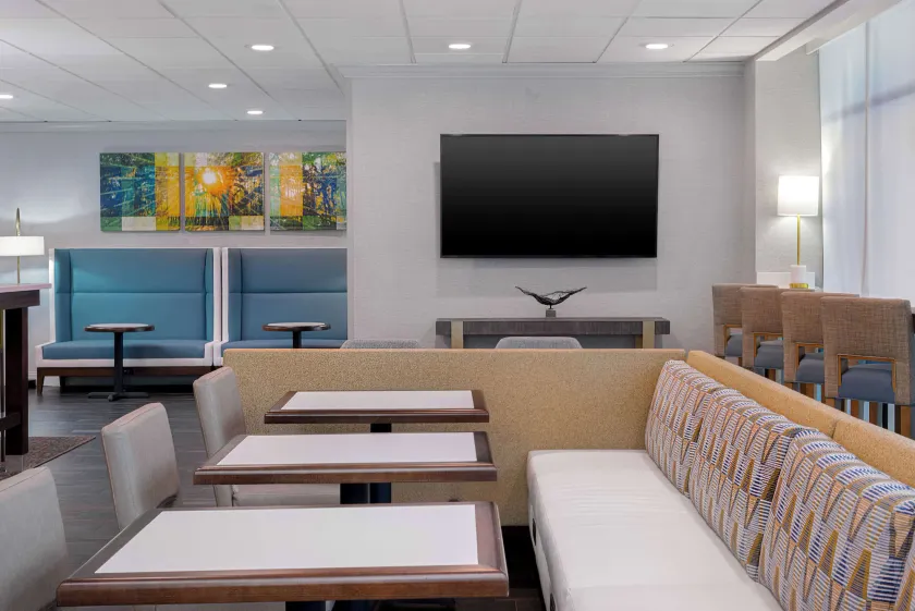 Hampton Inn Tallahassee-Central - Hall