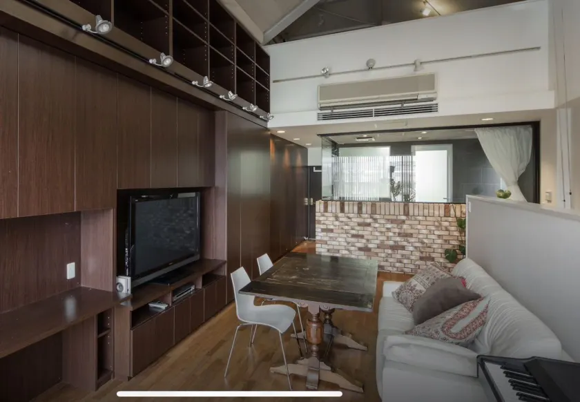gorgeous star house - Image 1
