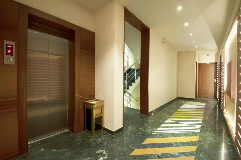 Uddhav Vilas A Family Hotel - Lobby