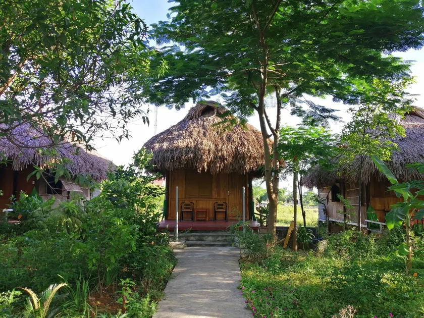 Cuc Phuong Bungalow - Image 1