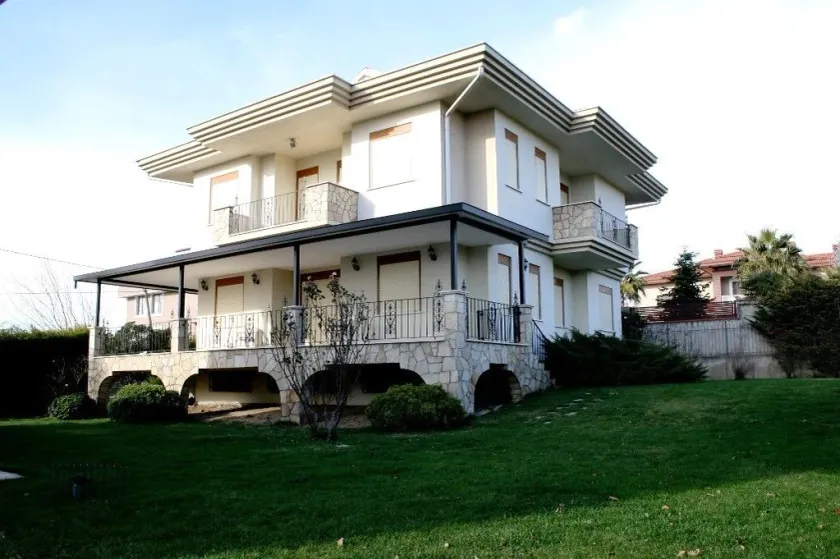 Villa Bursa - Image 1