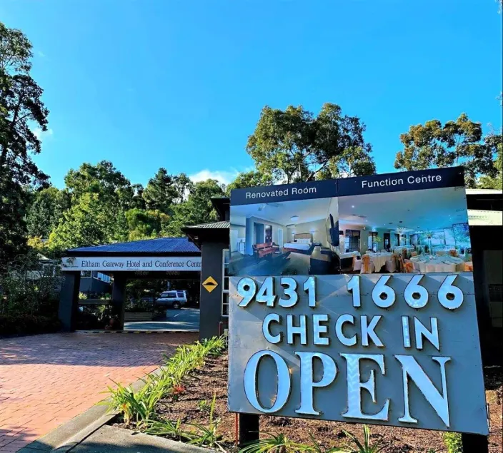 Eltham Gateway Hotel & Conference Centre - Image 1