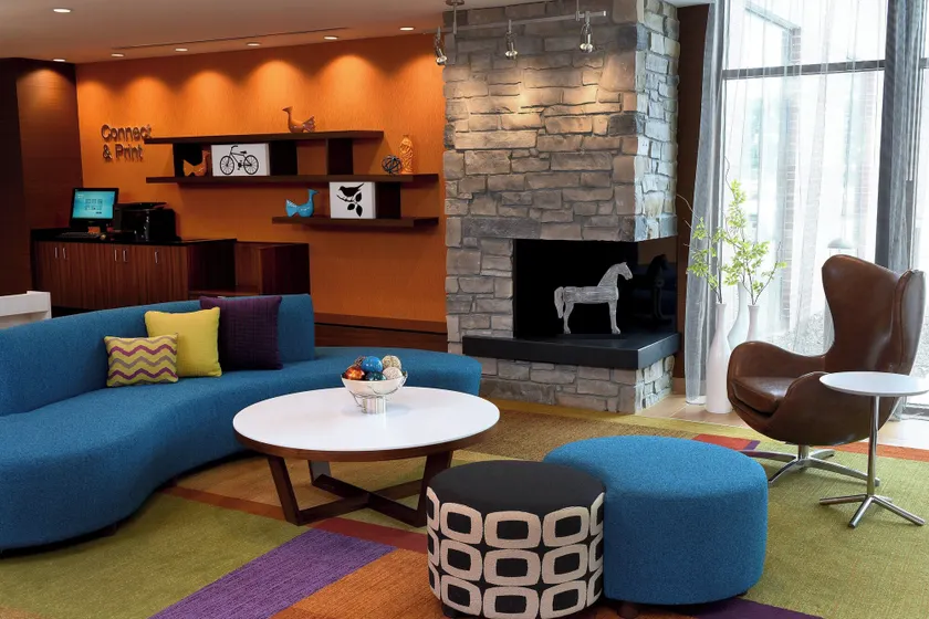 Fairfield Inn & Suites by Marriott Omaha West - Image 1