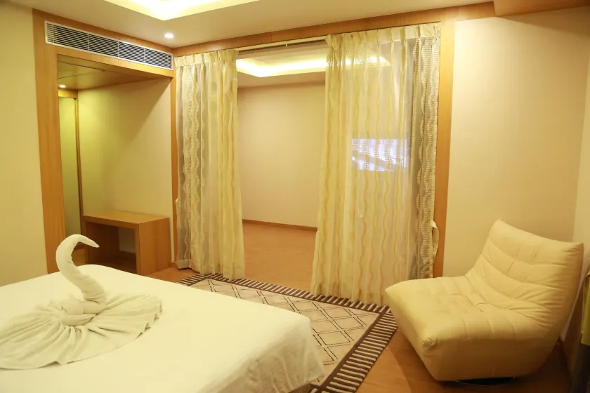 Hotel Himalayaa - Image 1
