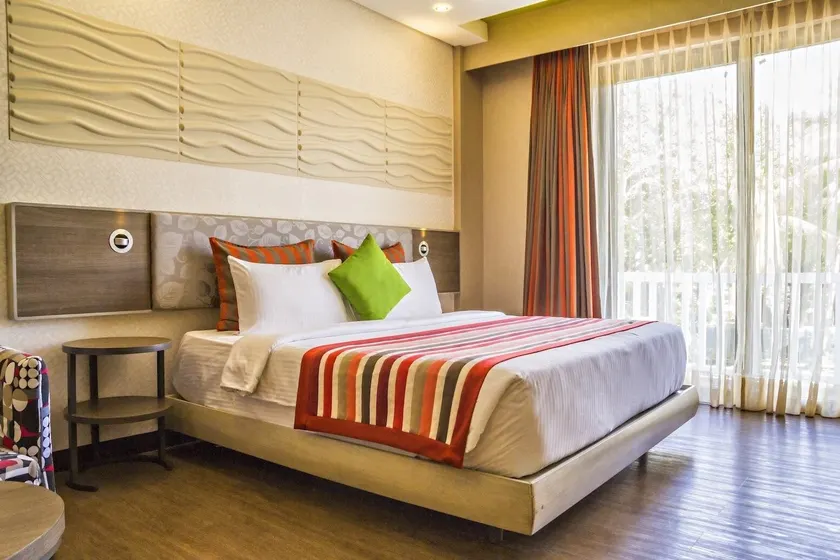 Camaya Coast Hotel - Image 1