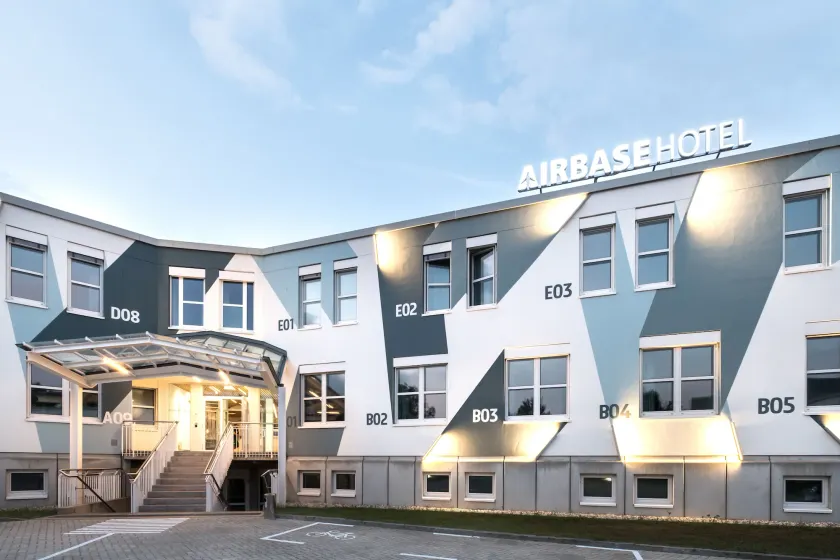 Airbase Hotel - Image 1