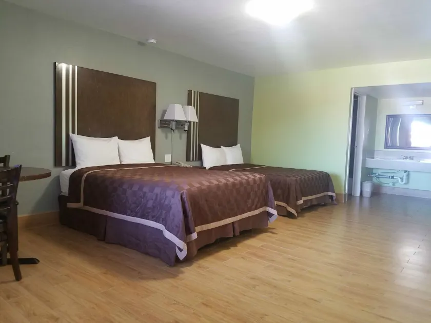 Frontier Motel - Image 1