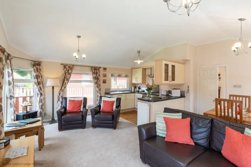 Hideaway Lodge - Living area