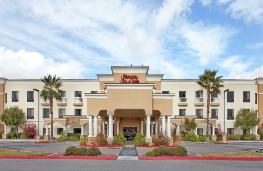 Hampton Inn And Suites Hemet - Image 1