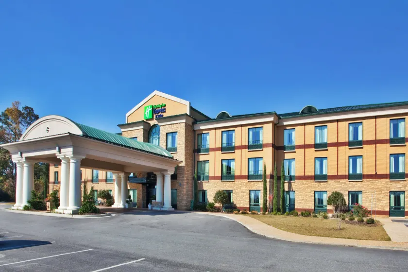 Holiday Inn Express & Suites Macon - I-475 by IHG - Image 1