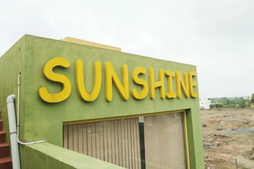Sunshine Guest House - Image 1