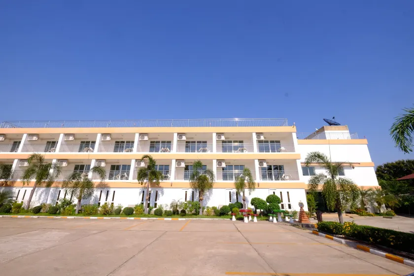 That Phanom River View Hotel - Image 1