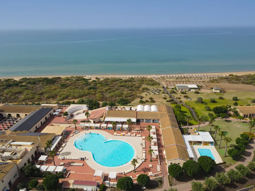 Zeta Club Sikania Eco Resort - Image 1
