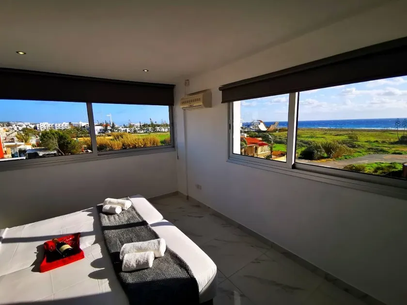 Nissi Avenue Suites - Image 1