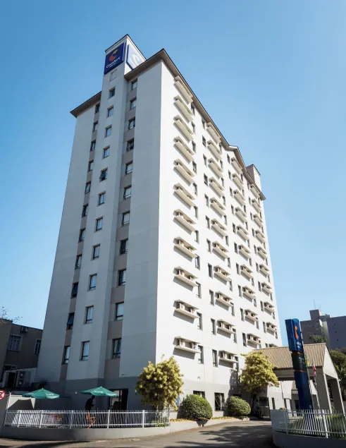 Comfort Hotel Joinville - Image 1