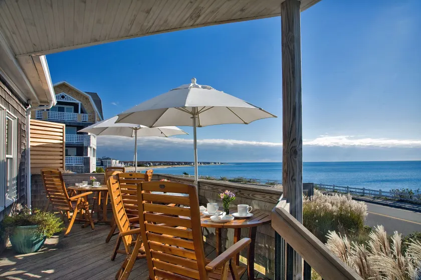 Inn on the Sound - Image 1