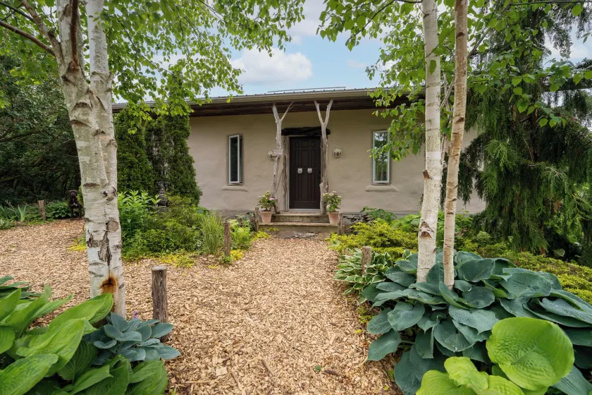Owl's Nest Suites - Image 1