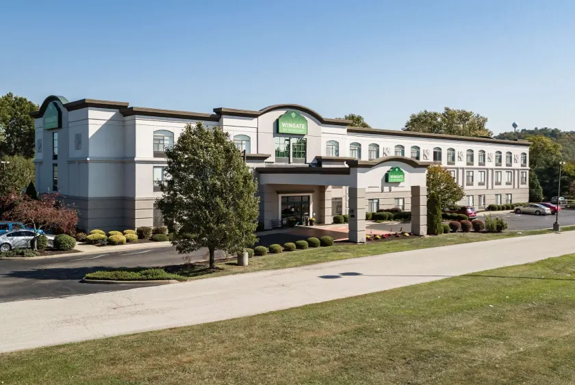 Wingate by Wyndham Parkersburg-Vienna - Image 1