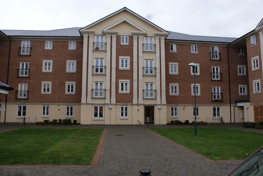 Brunel Crescent - Image 1