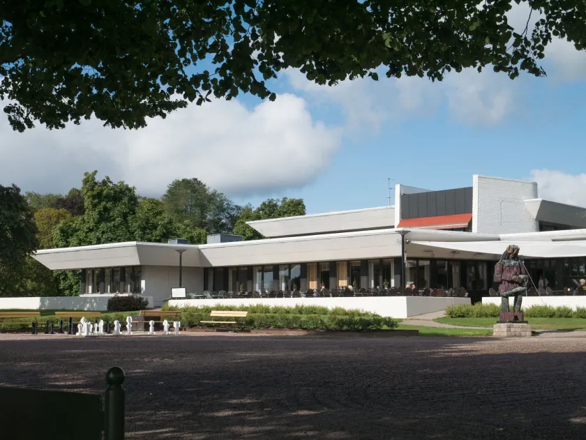 Hotel Bellevue - Image 1