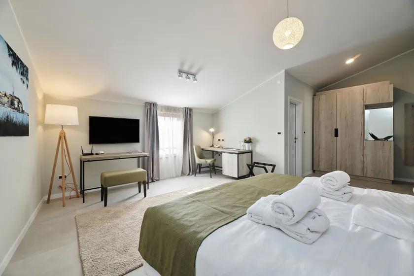 Al Porto Suites - NEW! - Image 1