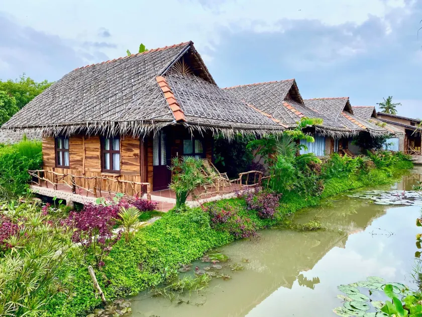 Mekong Silt Ecolodge - Swimming Pool & Free Breakfast - Image 1